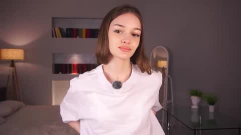 Snapshot of _moonlit_melody_ chatting on February 24, 2026, 1:20 pm Margo online show from February 24, 2026, 1:20 pm