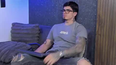 _mrcock_ online show from June 20, 2026, 4:37 am
