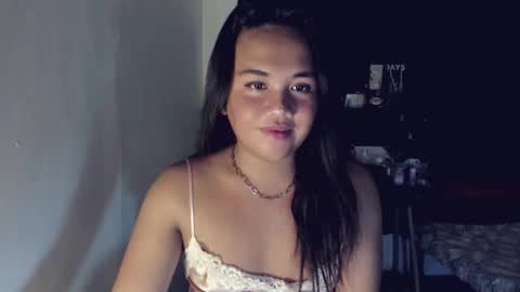 Snapshot of _mslibaylibay_ chatting on March 24, 2026, 11:21 pm Angel online show from March 24, 2026, 11:21 pm