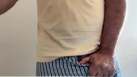 Snapshot of _muestroverga chatting on May 10, 2026, 7:35 am _muestroverga online show from May 10, 2026, 7:35 am