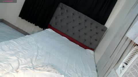 _mysticdoll_ online show from May 5, 2026, 12:51 am