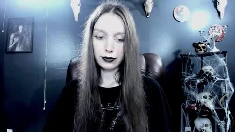 Snapshot of _naamah chatting on September 17, 2025, 7:04 pm _naamah online show from September 17, 2025, 7:04 pm