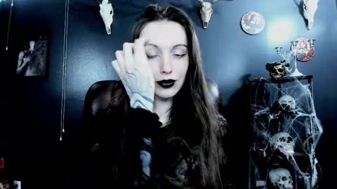 Snapshot of _naamah chatting on October 5, 2025, 6:50 pm _naamah online show from October 5, 2025, 6:50 pm