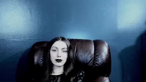 Snapshot of _naamah chatting on October 17, 2025, 6:43 pm _naamah online show from October 17, 2025, 6:43 pm