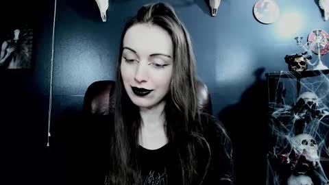 Snapshot of _naamah chatting on October 25, 2025, 7:41 pm _naamah online show from October 25, 2025, 7:41 pm