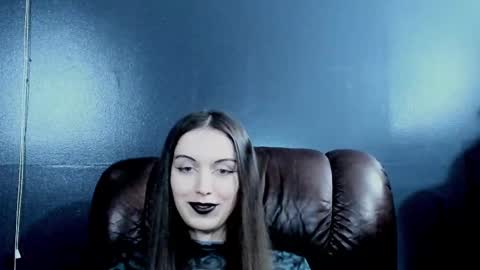 Snapshot of _naamah chatting on October 28, 2025, 8:55 pm _naamah online show from October 28, 2025, 8:55 pm