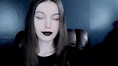 Snapshot of _naamah chatting on October 30, 2025, 7:47 pm _naamah online show from October 30, 2025, 7:47 pm