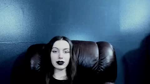 Snapshot of _naamah chatting on October 31, 2025, 6:53 pm _naamah online show from October 31, 2025, 6:53 pm