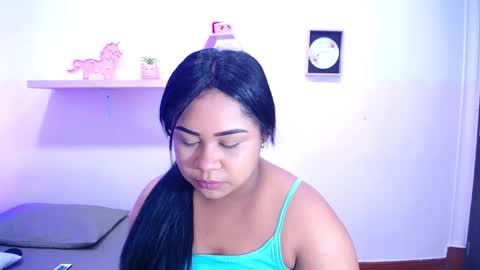 Snapshot of _nahom_ chatting on October 17, 2025, 10:12 pm nahomi  online show from October 17, 2025, 10:12 pm