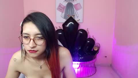  NAHOMI online show from July 3, 2026, 12:33 pm