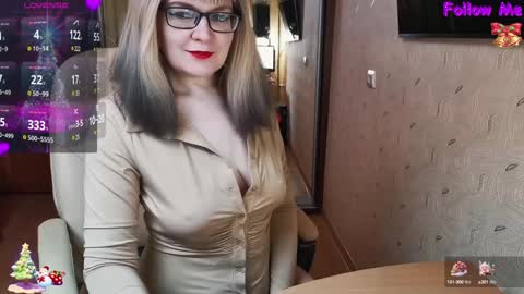 Snapshot of _natali_ chatting on January 18, 2025, 5:41 am MagicWoman online show from January 18, 2025, 5:41 am
