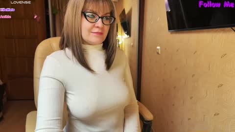 Snapshot of _natali_ chatting on March 30, 2026, 5:58 pm MagicWoman online show from March 30, 2026, 5:58 pm
