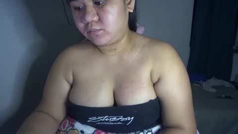 Snapshot of _natalieey chatting on April 17, 2026, 4:43 pm nics online show from April 17, 2026, 4:43 pm