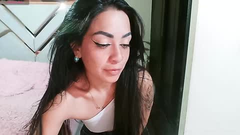 Natasha Rodriguez independent model online show from February 6, 2025, 7:24 am