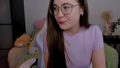 Mia with a big heart  online show from February 26, 2025, 6:15 am