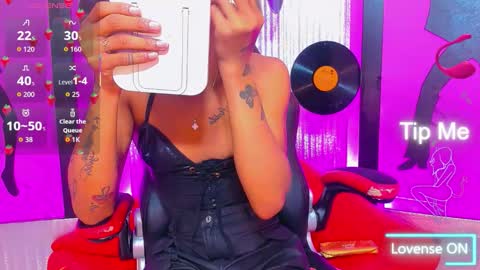 Nicky  Please help me with your thumbs up its importan online show from March 15, 2026, 9:43 pm