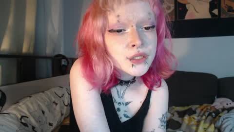 Nicole online show from June 29, 2026, 10:32 pm