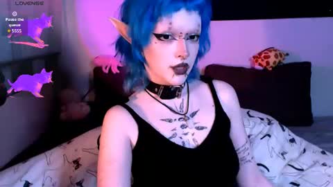 Nicole online show from July 28, 2026, 1:12 am