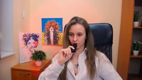 Nica online show from February 17, 2025, 12:48 pm