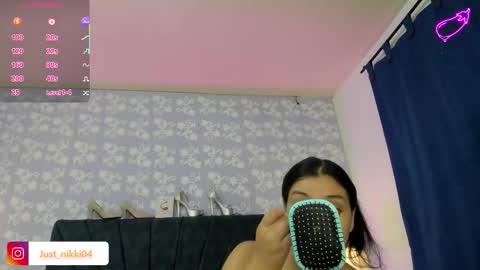 NicoleSweet online show from March 19, 2026, 7:51 pm
