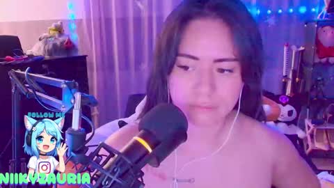 niiky online show from February 10, 2026, 4:22 pm