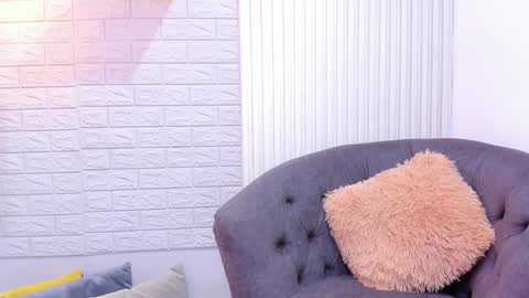   online show from December 23, 2024, 3:12 pm