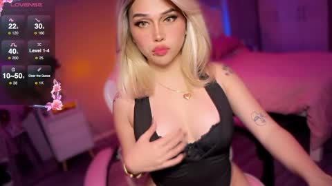 Lily online show from December 21, 2025, 6:48 pm