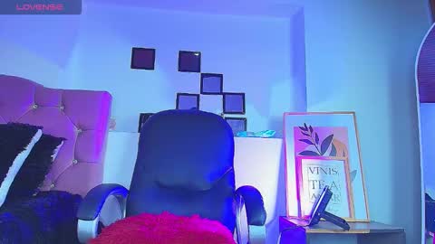 Noa Smith online show from November 12, 2025, 4:18 pm