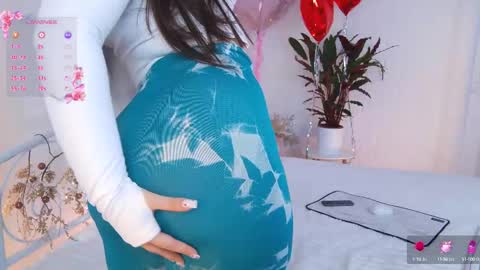 Vivian online show from February 19, 2025, 2:34 pm