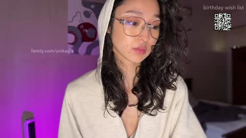 Mikayla online show from January 23, 2025, 12:19 pm
