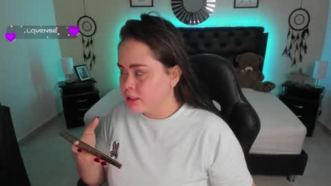 Snapshot of _oliviajoness chatting on September 19, 2025, 11:33 am Olivia jones online show from September 19, 2025, 11:33 am