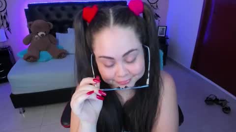 Olivia jones online show from March 2, 2026, 7:54 pm