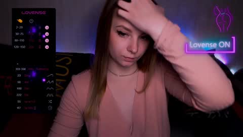 Snapshot of _pando4ka_ chatting on December 14, 2024, 6:20 pm  pando4ka  online show from December 14, 2024, 6:20 pm