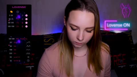 Snapshot of _pando4ka_ chatting on December 16, 2024, 3:22 pm  pando4ka  online show from December 16, 2024, 3:22 pm