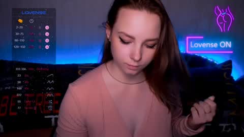 Snapshot of _pando4ka_ chatting on December 27, 2024, 2:01 pm  pando4ka  online show from December 27, 2024, 2:01 pm