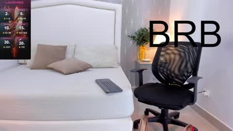  peach1  online show from February 4, 2025, 5:01 pm