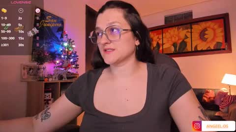 violeta ig  online show from December 28, 2024, 4:30 am