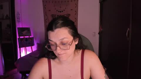 violeta ig  online show from May 5, 2026, 3:36 am