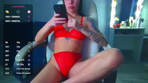 Ilona online show from November 30, 2025, 9:57 am