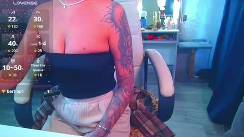 Ilona online show from May 10, 2026, 7:24 am