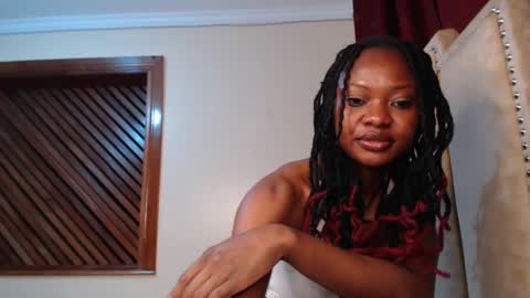 pixie online show from February 3, 2025, 7:31 pm