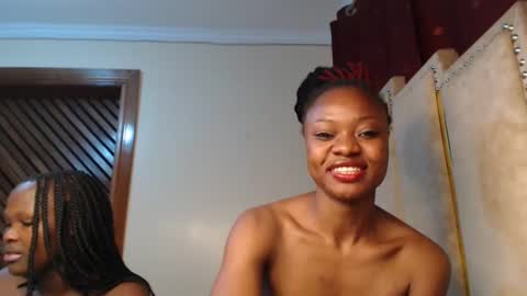 pixie online show from February 6, 2025, 9:06 pm