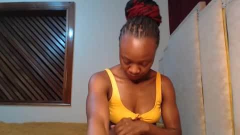 pixie online show from February 10, 2025, 9:25 pm