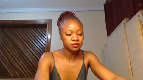 pixie online show from February 11, 2025, 5:07 pm