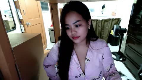 Princess nicole online show from September 20, 2025, 4:19 pm