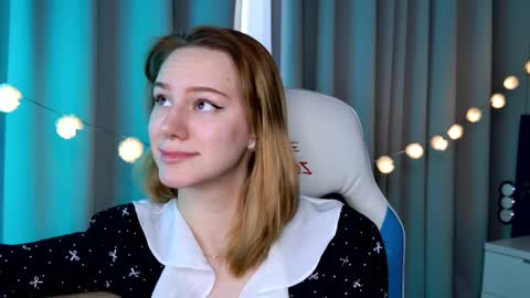 im Amy online show from March 3, 2025, 12:48 pm