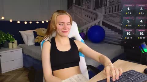 im Amy online show from September 28, 2025, 6:19 am