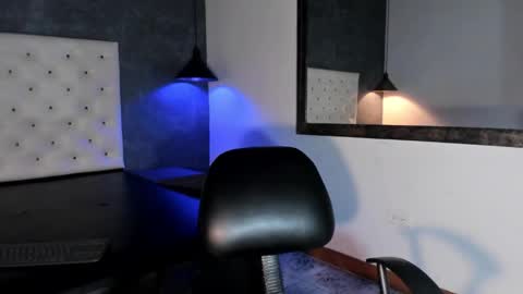 Snapshot of _realwav chatting on December 19, 2025, 7:59 am wav online show from December 19, 2025, 7:59 am