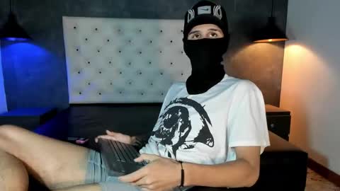 Snapshot of _realwav chatting on January 17, 2026, 4:54 pm wav online show from January 17, 2026, 4:54 pm