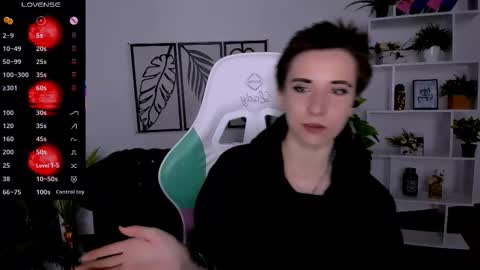 Snapshot of _rein_ramm chatting on October 3, 2025, 7:55 pm Rein online show from October 3, 2025, 7:55 pm